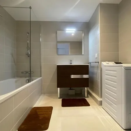 Apartment Beautiful Bright At 3 Min Walk From The Antibes